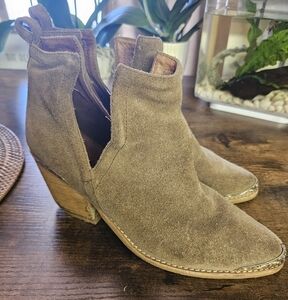 Jeffrey Campbell Cromwell Booties Brown Size 7.5
